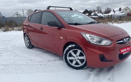 Hyundai Solaris II рестайлинг, 2011 год, 595 000 рублей, 10 фотография