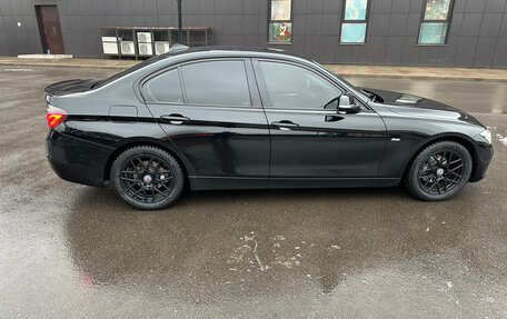 BMW 3 серия, 2015 год, 1 950 000 рублей, 8 фотография