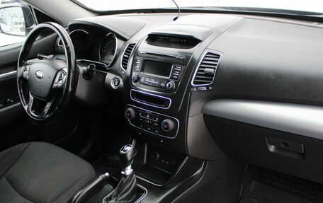 KIA Sorento II рестайлинг, 2014 год, 1 649 000 рублей, 10 фотография