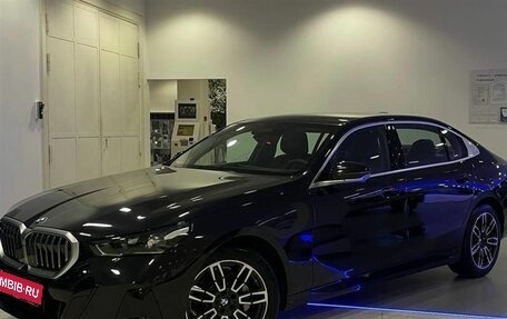 BMW 5 серия, 2025 год, 8 900 000 рублей, 1 фотография