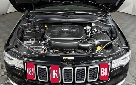 Jeep Grand Cherokee, 2017 год, 4 700 000 рублей, 21 фотография