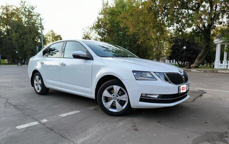 Skoda Octavia, 2017 год, 1 700 000 рублей, 2 фотография