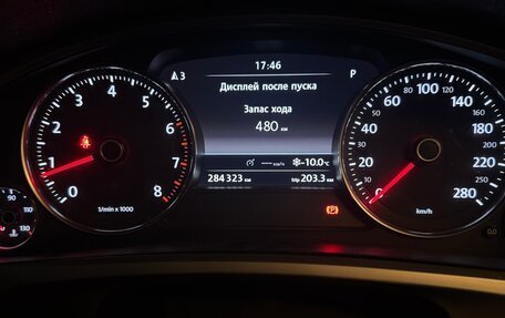 Volkswagen Touareg III, 2011 год, 2 150 000 рублей, 10 фотография