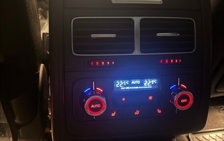 Volkswagen Touareg III, 2011 год, 2 150 000 рублей, 15 фотография