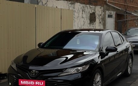 Toyota Camry, 2018 год, 2 769 000 рублей, 2 фотография