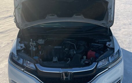 Honda Fit III, 2018 год, 1 190 000 рублей, 7 фотография