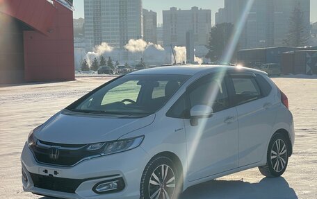 Honda Fit III, 2018 год, 1 190 000 рублей, 8 фотография