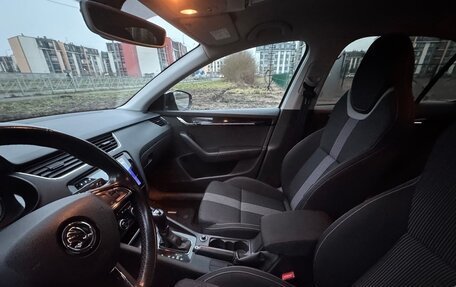 Skoda Octavia, 2017 год, 1 300 000 рублей, 11 фотография