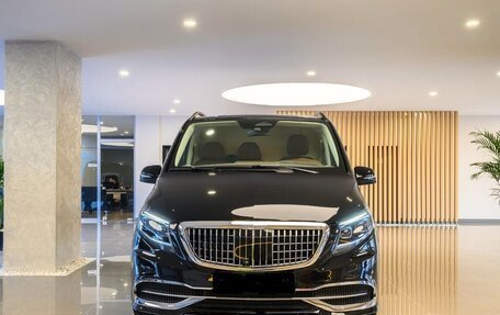 Mercedes-Benz V-Класс, 2025 год, 22 690 000 рублей, 1 фотография