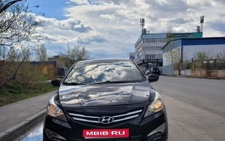Hyundai Solaris II рестайлинг, 2014 год, 604 000 рублей, 1 фотография