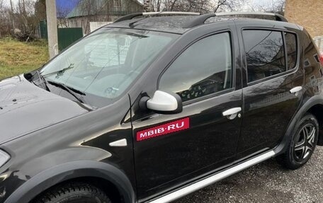 Renault Sandero I, 2013 год, 700 000 рублей, 1 фотография