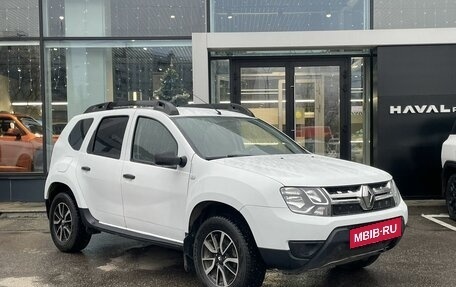 Renault Duster I рестайлинг, 2017 год, 1 439 000 рублей, 3 фотография