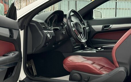 Mercedes-Benz E-Класс, 2012 год, 1 499 999 рублей, 13 фотография