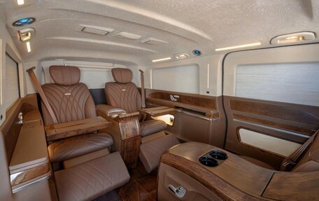 Mercedes-Benz V-Класс, 2025 год, 22 690 000 рублей, 14 фотография