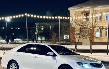 Toyota Camry, 2016 год, 2 450 000 рублей, 3 фотография