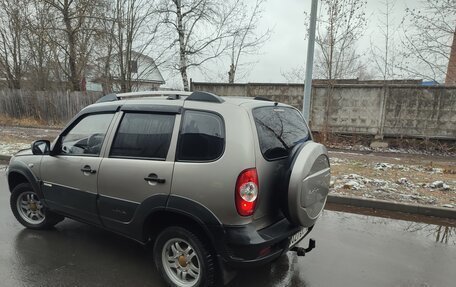 Chevrolet Niva I рестайлинг, 2011 год, 380 000 рублей, 7 фотография