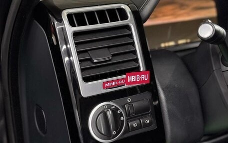 Land Rover Range Rover III, 2011 год, 2 500 000 рублей, 15 фотография