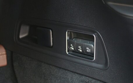 Mercedes-Benz GLS, 2025 год, 17 800 000 рублей, 15 фотография