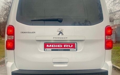 Peugeot Traveller I, 2022 год, 3 000 000 рублей, 5 фотография