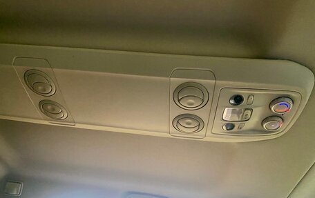 Peugeot Traveller I, 2022 год, 3 000 000 рублей, 11 фотография