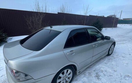 Toyota Altezza, 2000 год, 720 000 рублей, 10 фотография