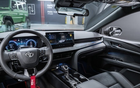 Toyota Camry, 2025 год, 4 800 000 рублей, 8 фотография