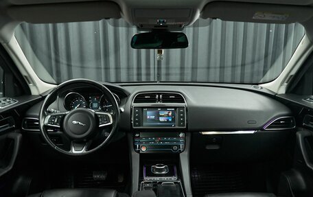 Jaguar F-Pace, 2017 год, 2 599 000 рублей, 8 фотография