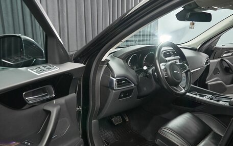 Jaguar F-Pace, 2017 год, 2 599 000 рублей, 7 фотография