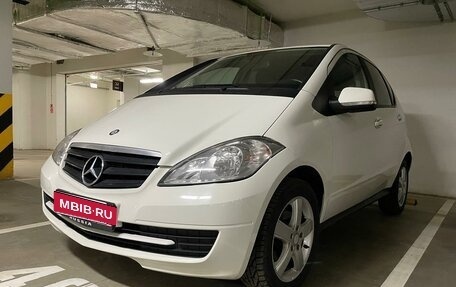 Mercedes-Benz A-Класс, 2011 год, 1 190 000 рублей, 1 фотография