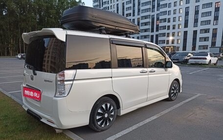 Honda Stepwgn IV, 2012 год, 1 590 000 рублей, 2 фотография