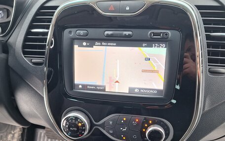 Renault Kaptur I рестайлинг, 2018 год, 1 699 000 рублей, 21 фотография