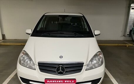 Mercedes-Benz A-Класс, 2011 год, 1 190 000 рублей, 17 фотография