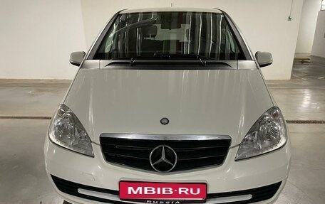 Mercedes-Benz A-Класс, 2011 год, 1 190 000 рублей, 24 фотография