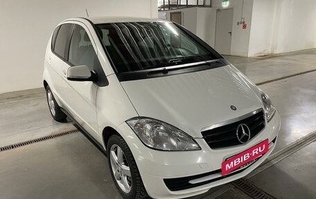 Mercedes-Benz A-Класс, 2011 год, 1 190 000 рублей, 36 фотография