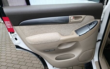 Toyota Land Cruiser Prado 120 рестайлинг, 2007 год, 1 580 000 рублей, 14 фотография