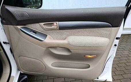 Toyota Land Cruiser Prado 120 рестайлинг, 2007 год, 1 580 000 рублей, 19 фотография