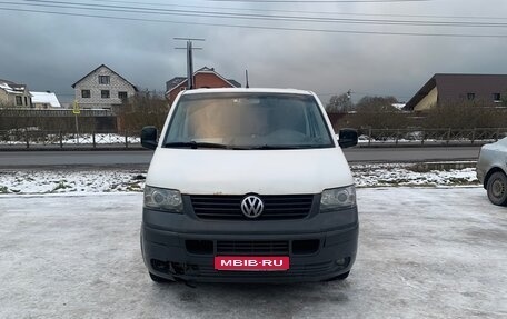 Volkswagen Transporter T5 рестайлинг, 2004 год, 790 000 рублей, 1 фотография