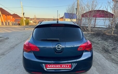 Opel Astra J, 2011 год, 659 000 рублей, 6 фотография