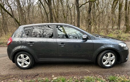 KIA cee'd I рестайлинг, 2010 год, 690 000 рублей, 10 фотография