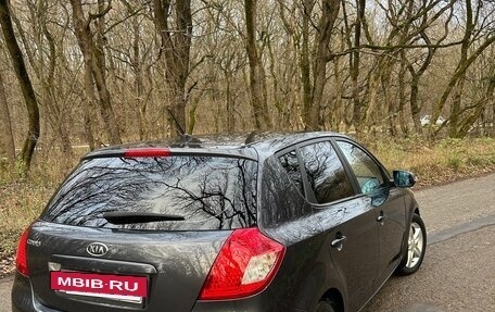 KIA cee'd I рестайлинг, 2010 год, 690 000 рублей, 9 фотография