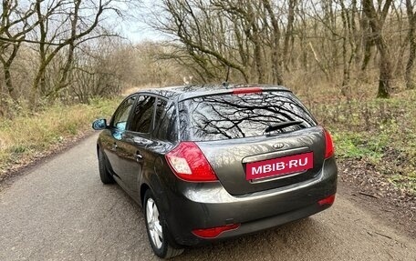 KIA cee'd I рестайлинг, 2010 год, 690 000 рублей, 7 фотография