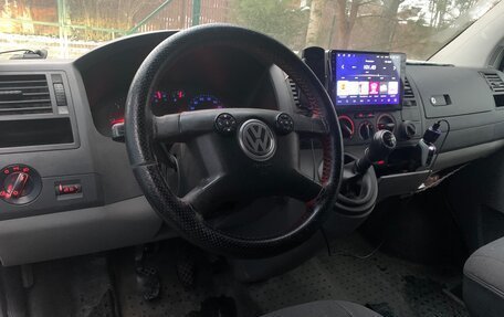 Volkswagen Transporter T5 рестайлинг, 2004 год, 790 000 рублей, 9 фотография