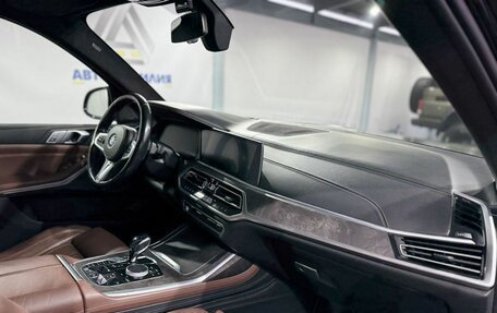 BMW X7, 2019 год, 7 500 000 рублей, 13 фотография