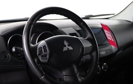 Mitsubishi Outlander III рестайлинг 3, 2010 год, 1 099 990 рублей, 9 фотография