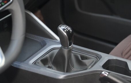 Geely Emgrand, 2025 год, 1 698 852 рублей, 16 фотография