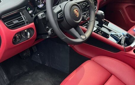 Porsche Macan I рестайлинг, 2025 год, 12 890 000 рублей, 2 фотография