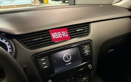 Skoda Octavia, 2019 год, 1 950 000 рублей, 16 фотография