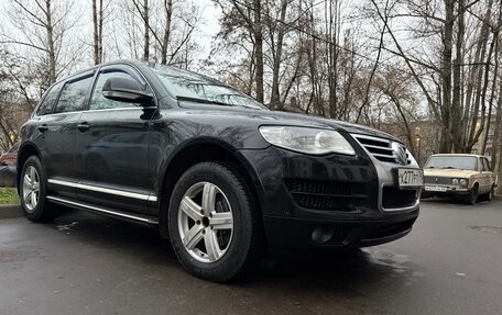 Volkswagen Touareg III, 2008 год, 1 050 000 рублей, 2 фотография
