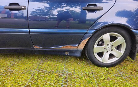 Mercedes-Benz C-Класс, 1998 год, 400 000 рублей, 4 фотография