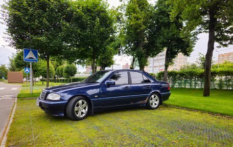 Mercedes-Benz C-Класс, 1998 год, 400 000 рублей, 11 фотография